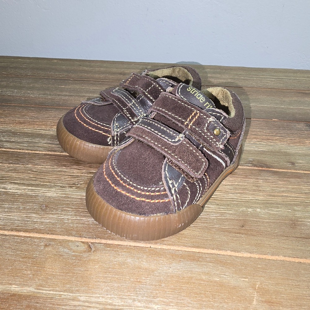 Stride Rite Lil Prescott Brown Suede Leather Baby Shoes‎ Size 2M